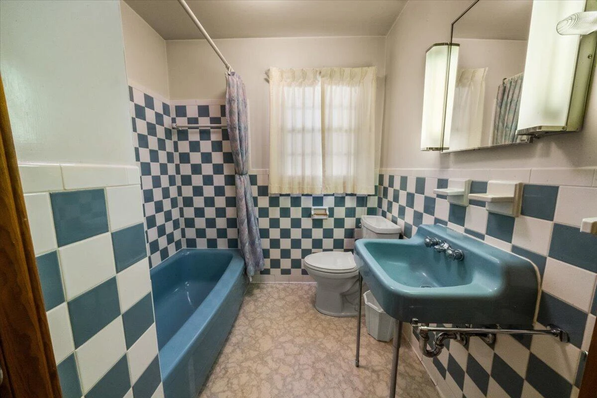 1204 Mountain View RD - Photo 15