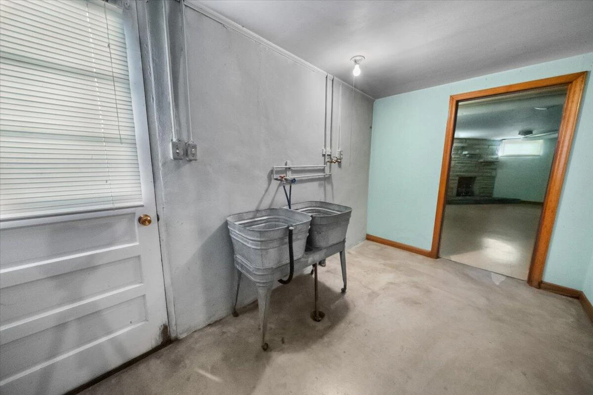 1204 Mountain View RD - Photo 17