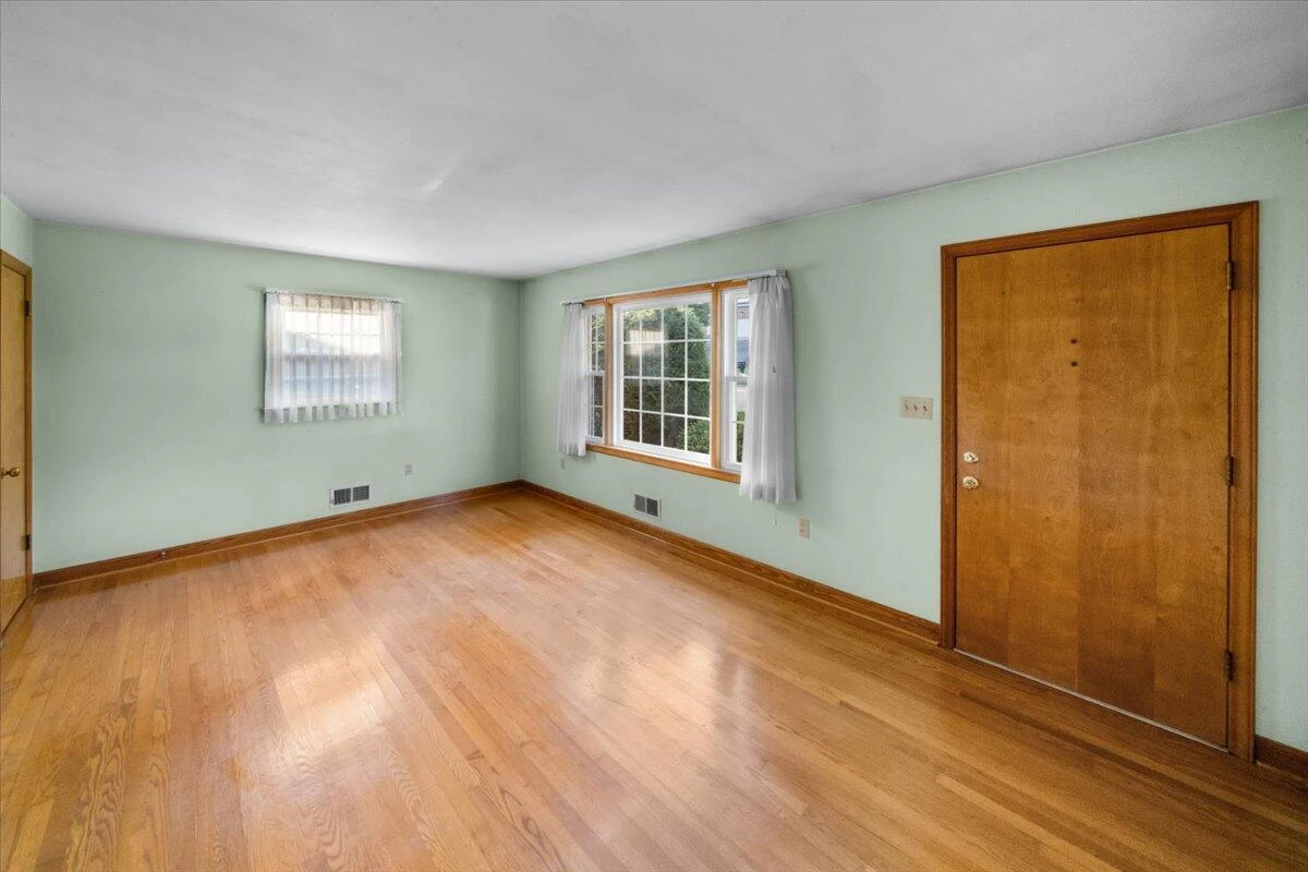 1204 Mountain View RD - Photo 9