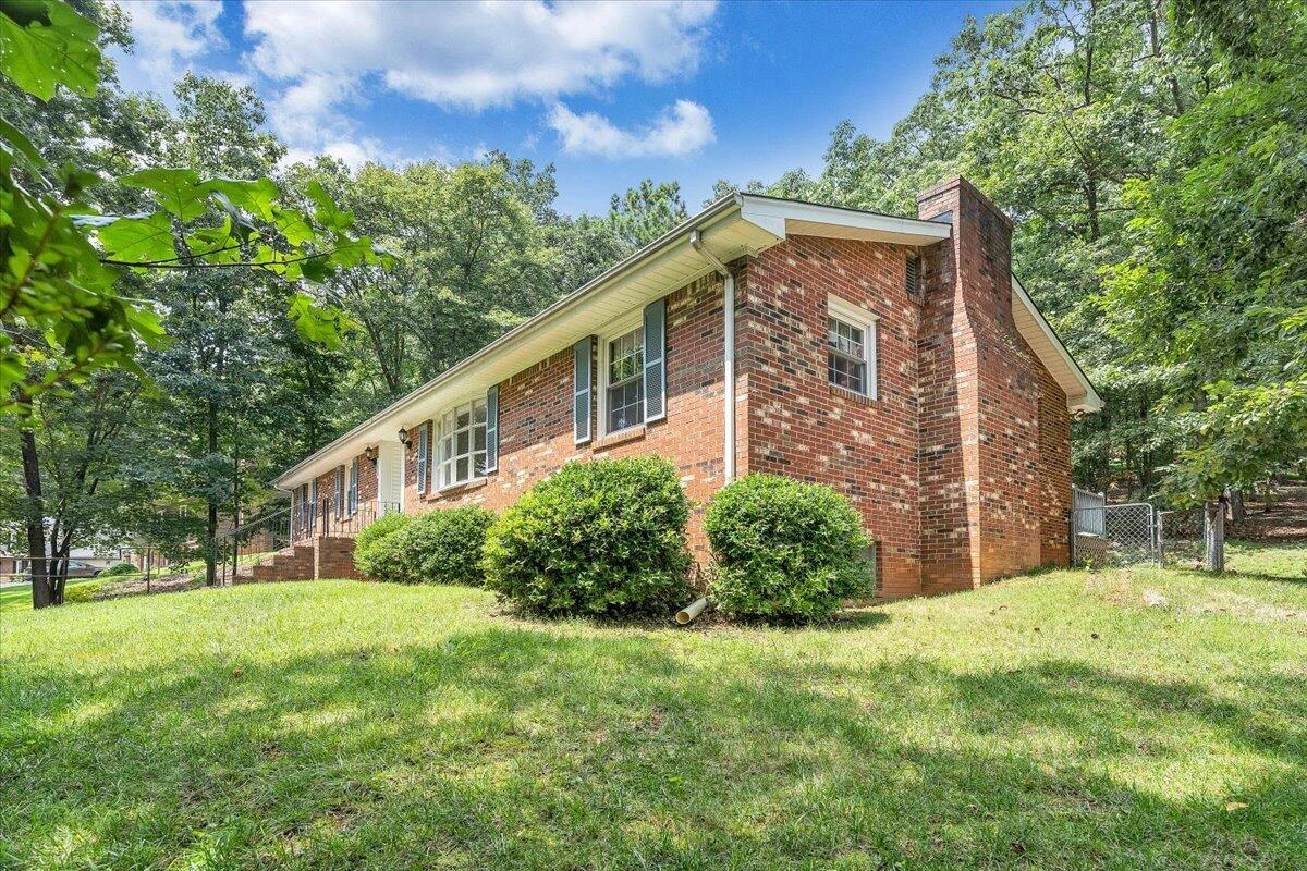 2826 Greggin DR - Photo 17