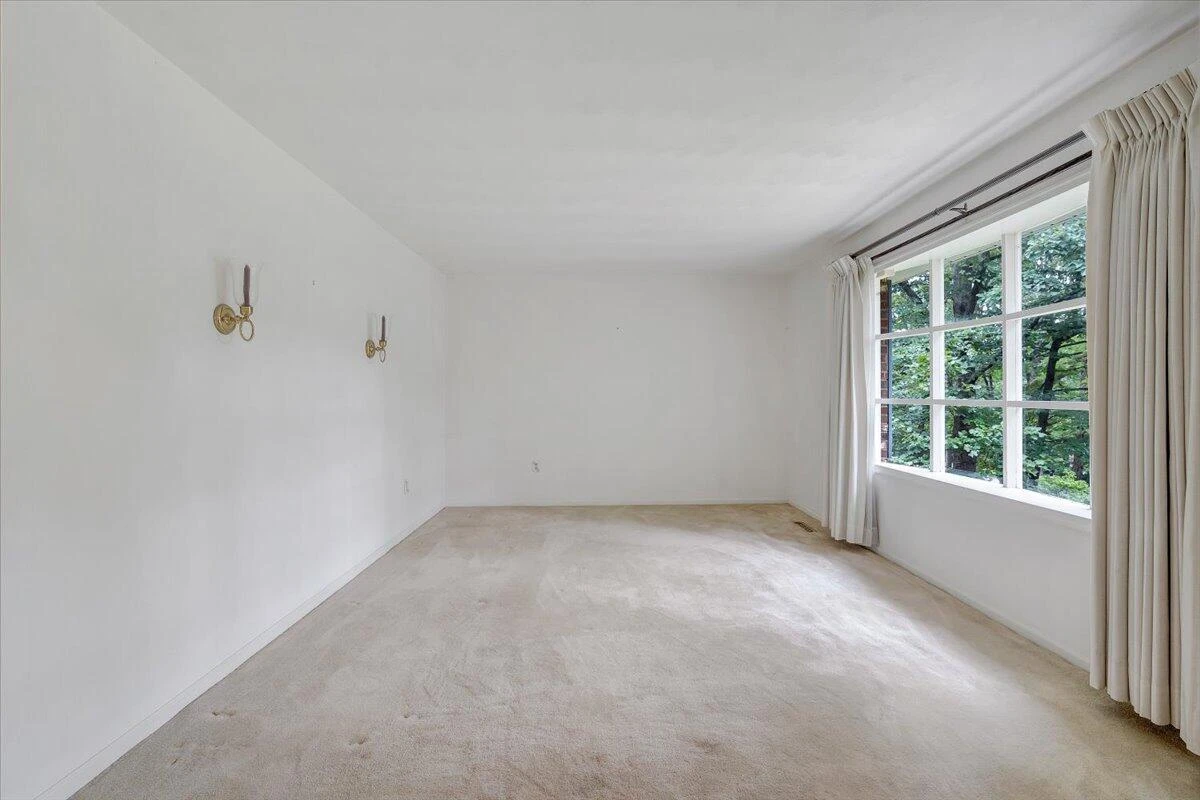 2826 Greggin DR - Photo 24