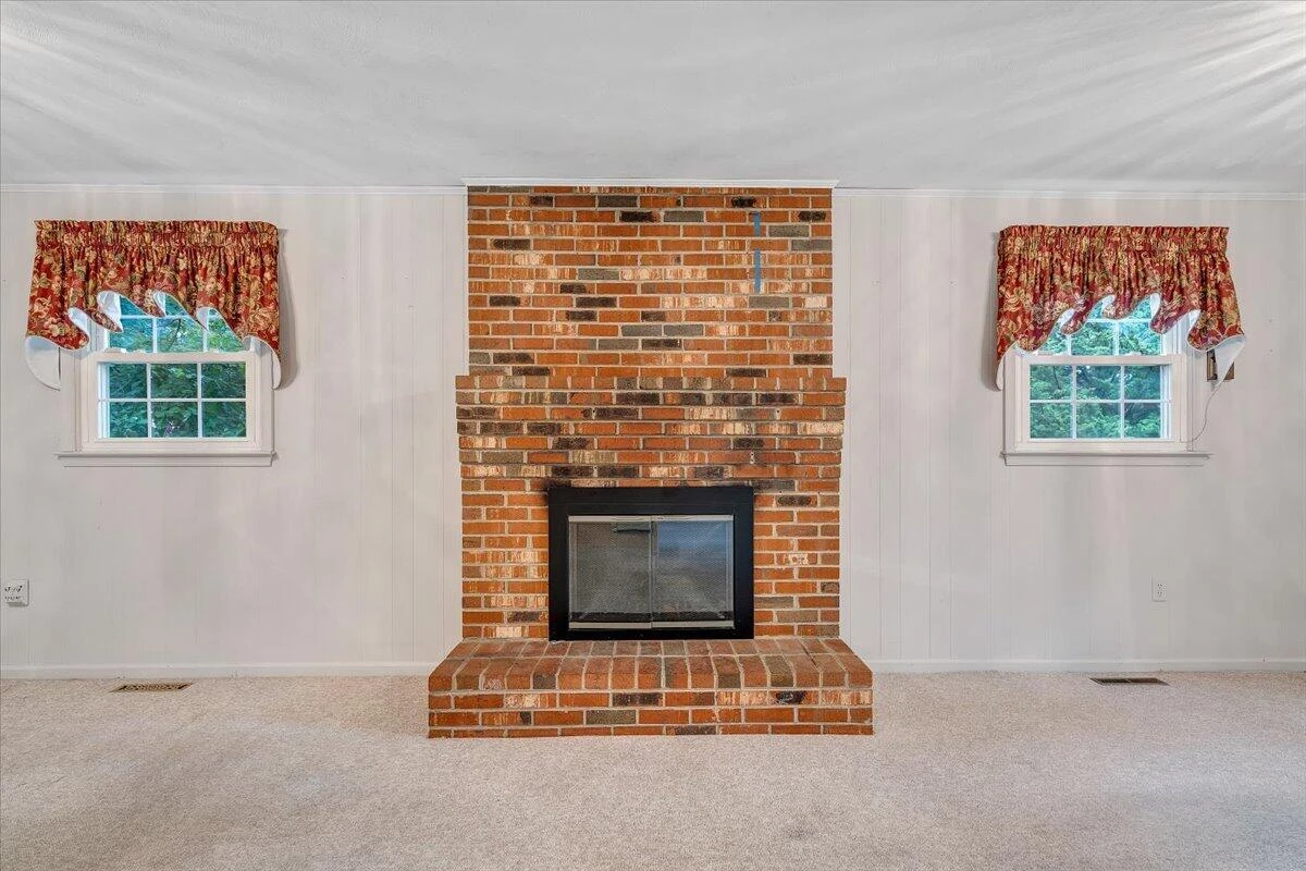 2826 Greggin DR - Photo 38