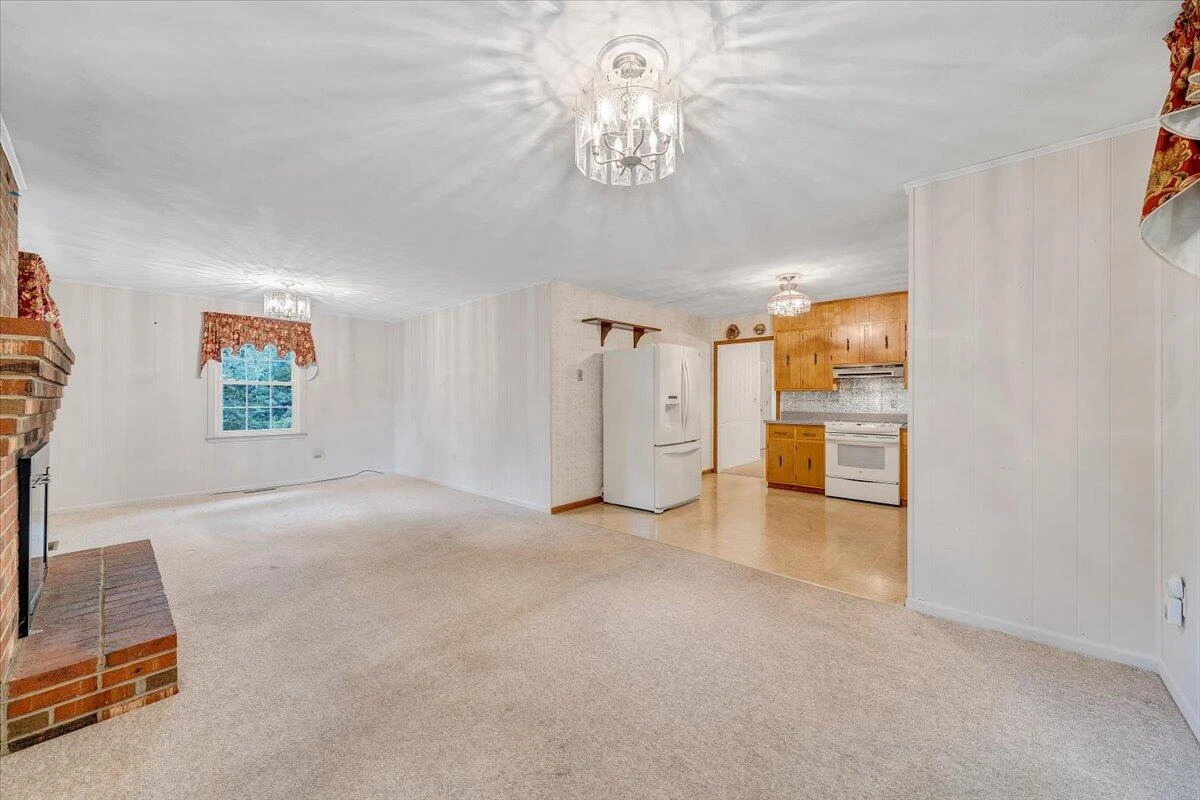 2826 Greggin DR - Photo 42