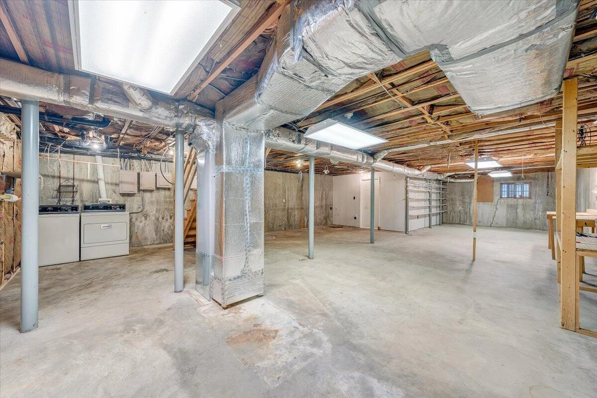 2826 Greggin DR - Photo 56