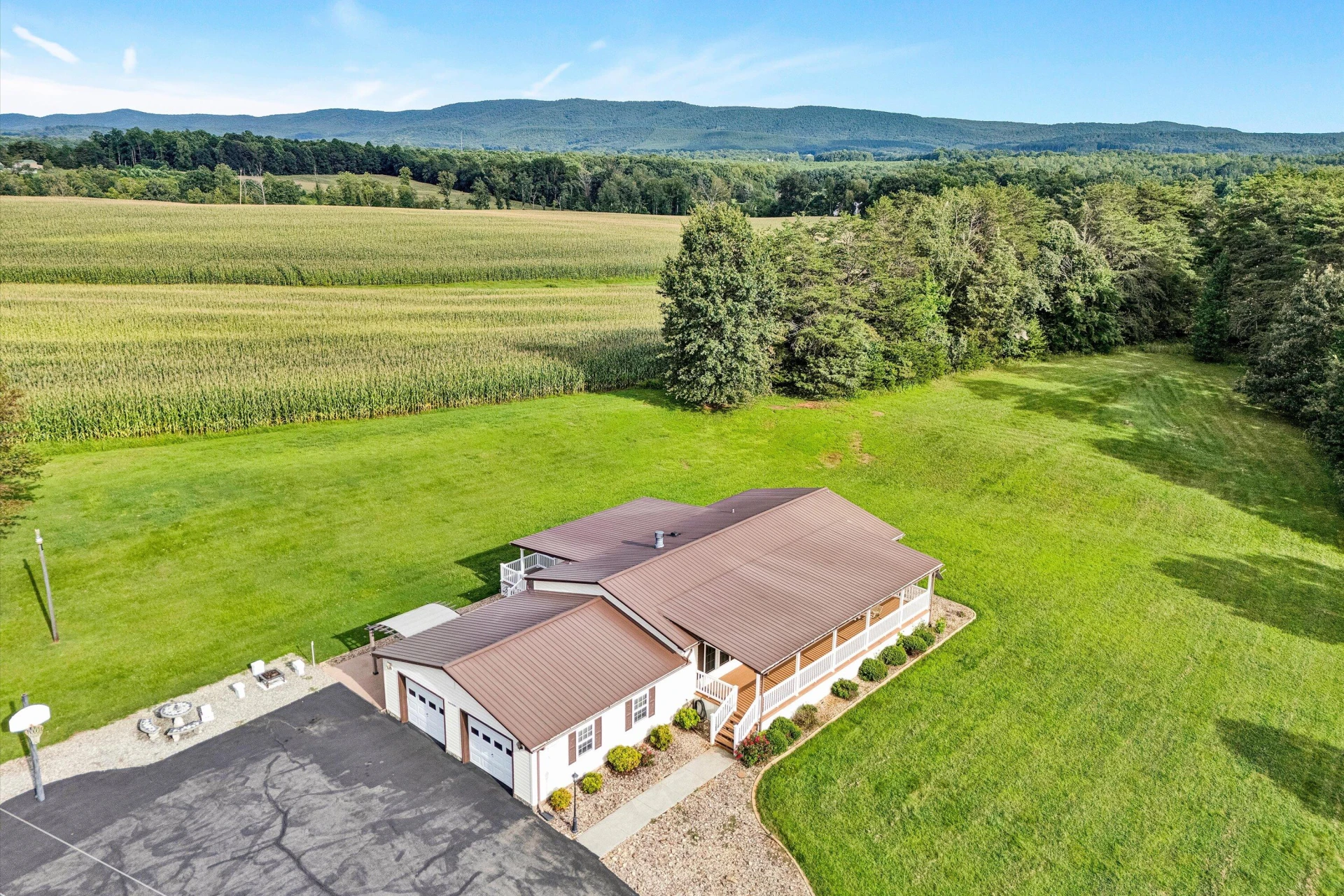 10131 SONTAG RD - Photo 2