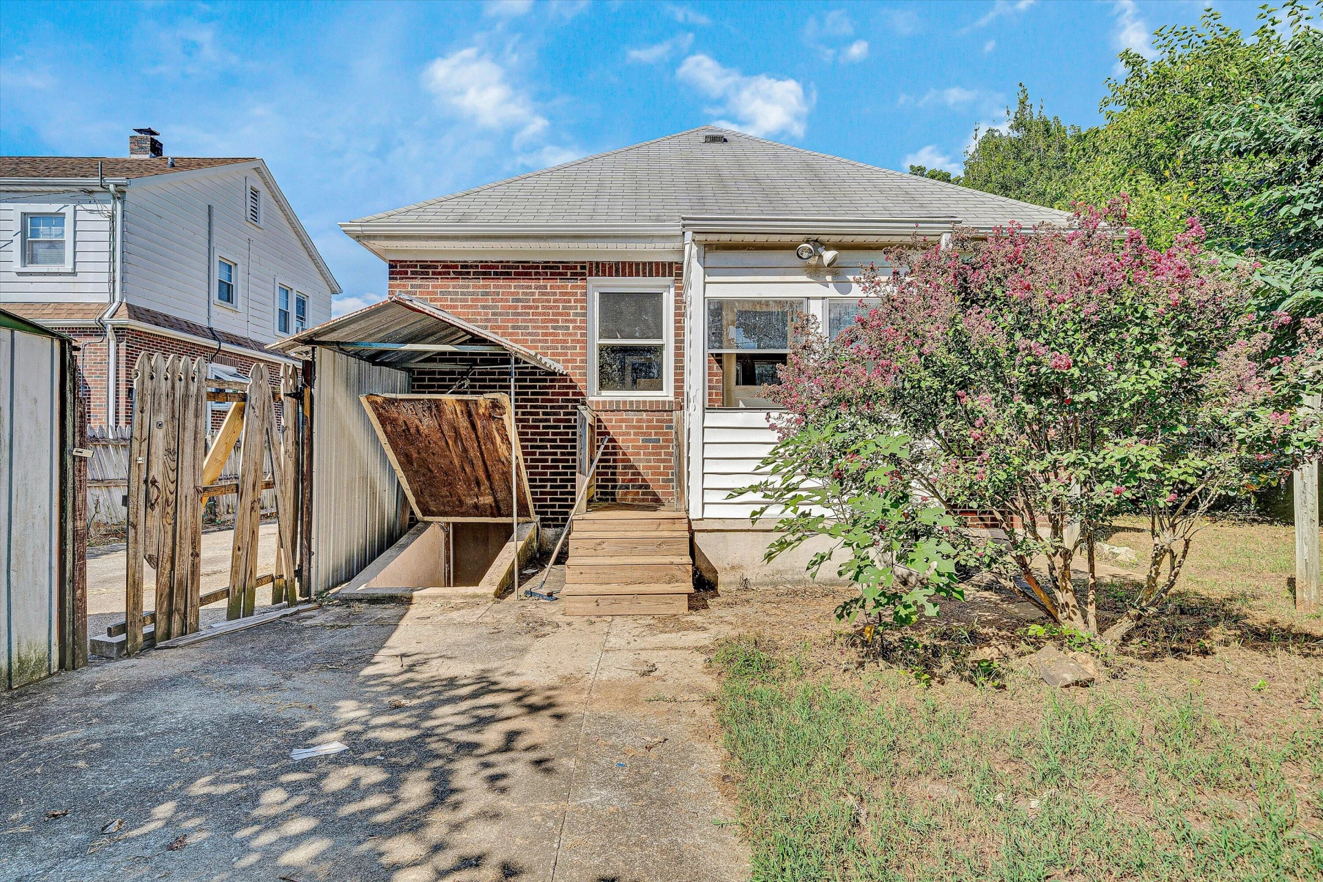 2807 Mansfield ST NE - Photo 33