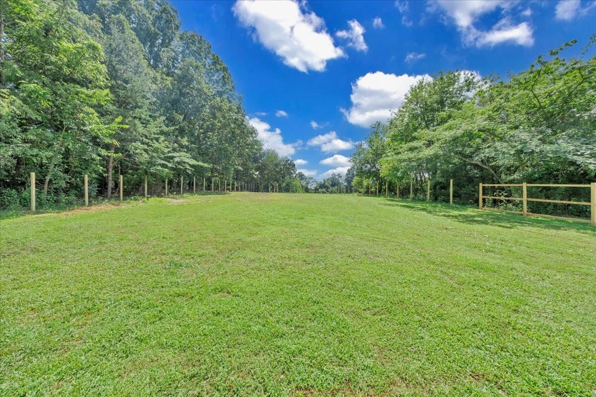 6638 Stewartsville RD - Photo 22