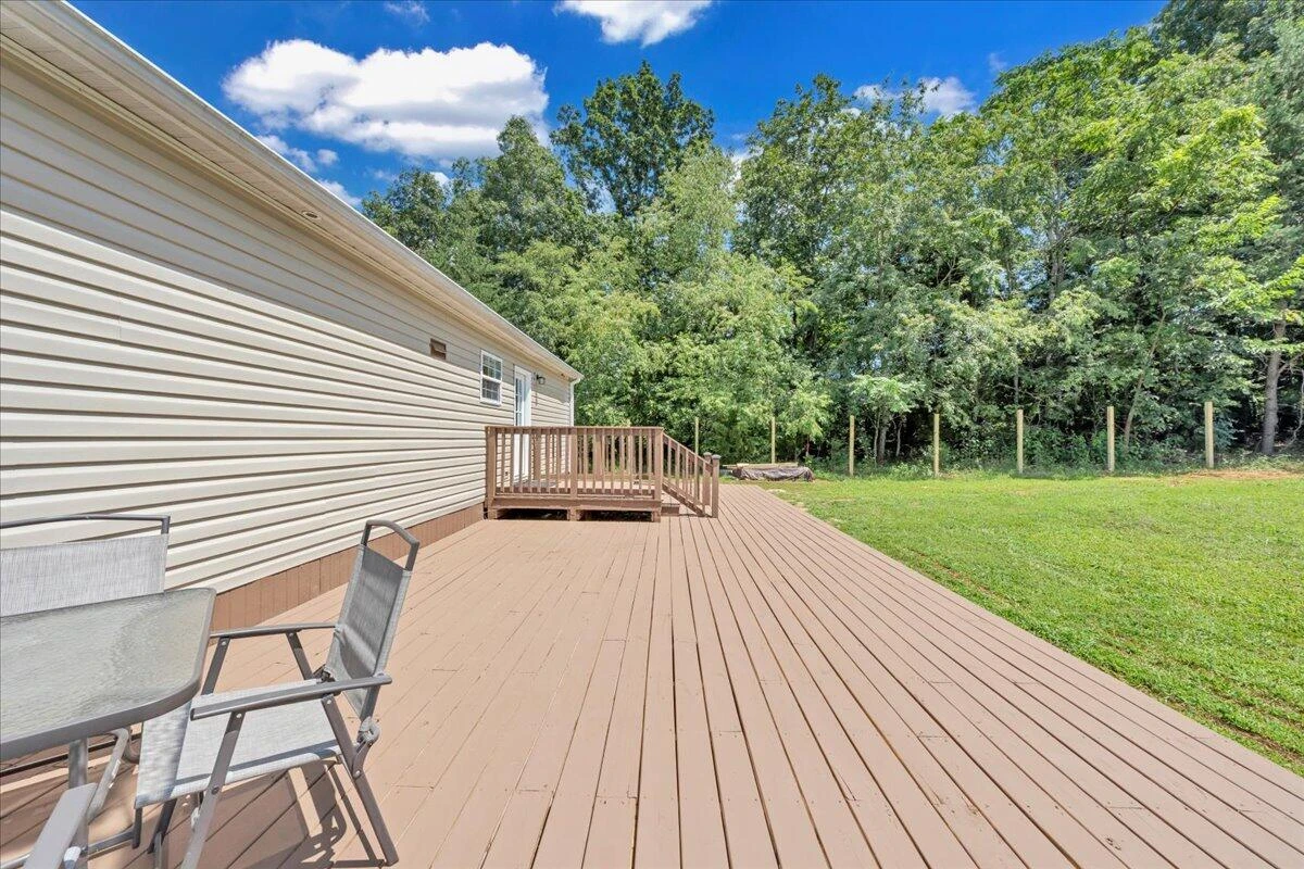 6638 Stewartsville RD - Photo 25