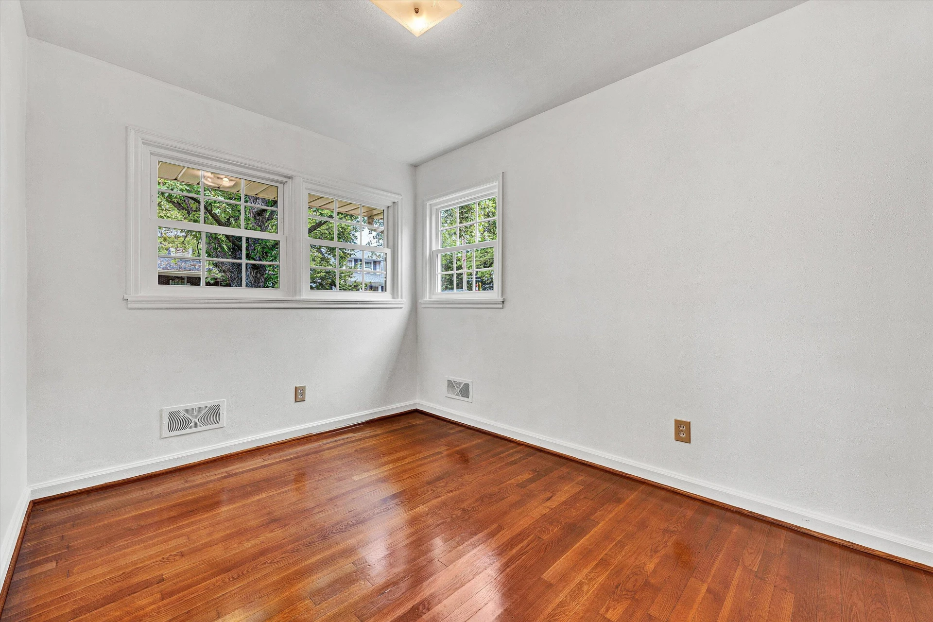 1518 Lexington AVE SW - Photo 20