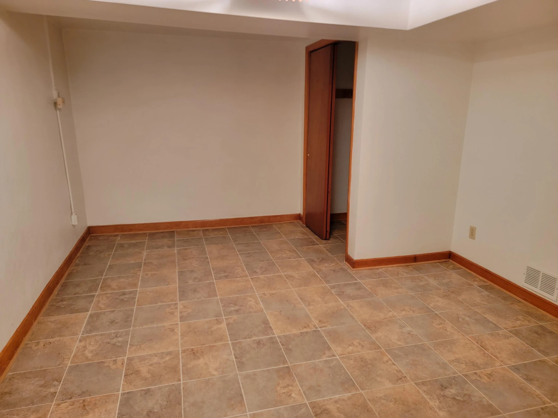 227 W Carrollton AVE - Photo 23