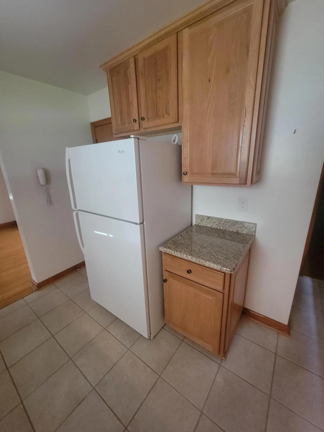 227 W Carrollton AVE - Photo 9