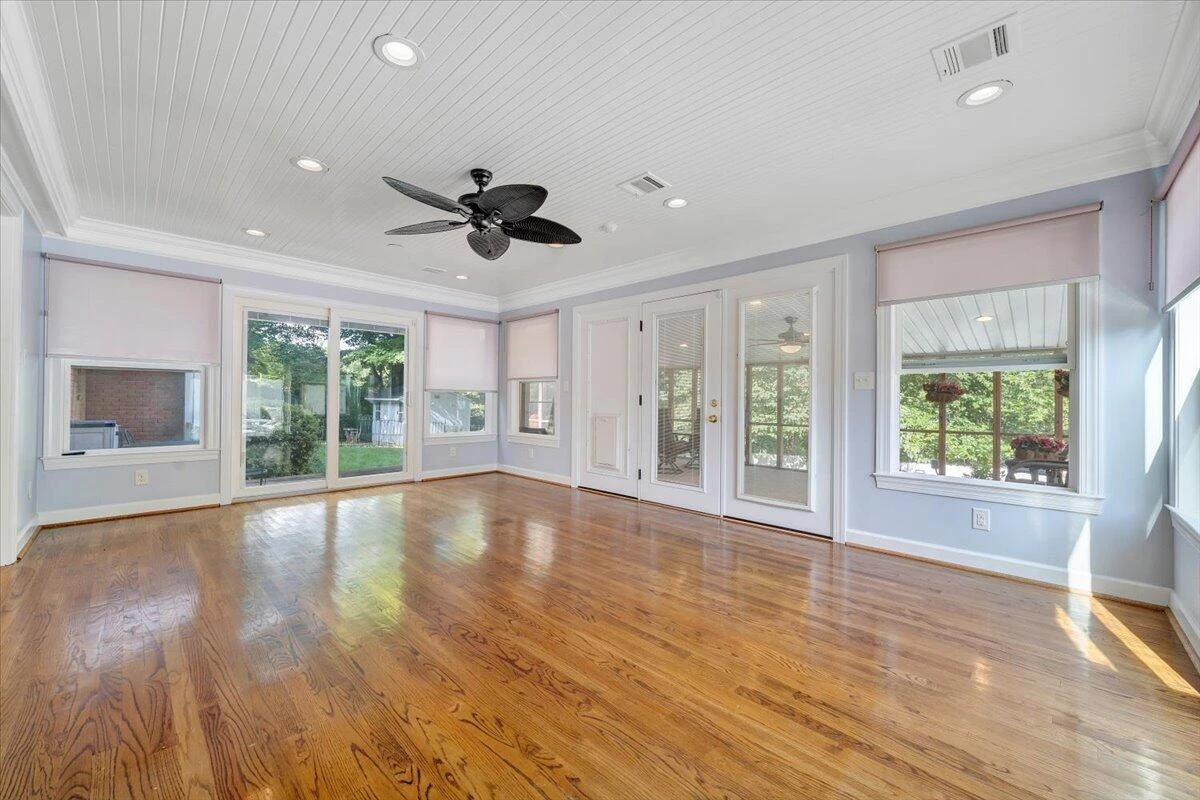 3725 Dogwood LN SW - Photo 25