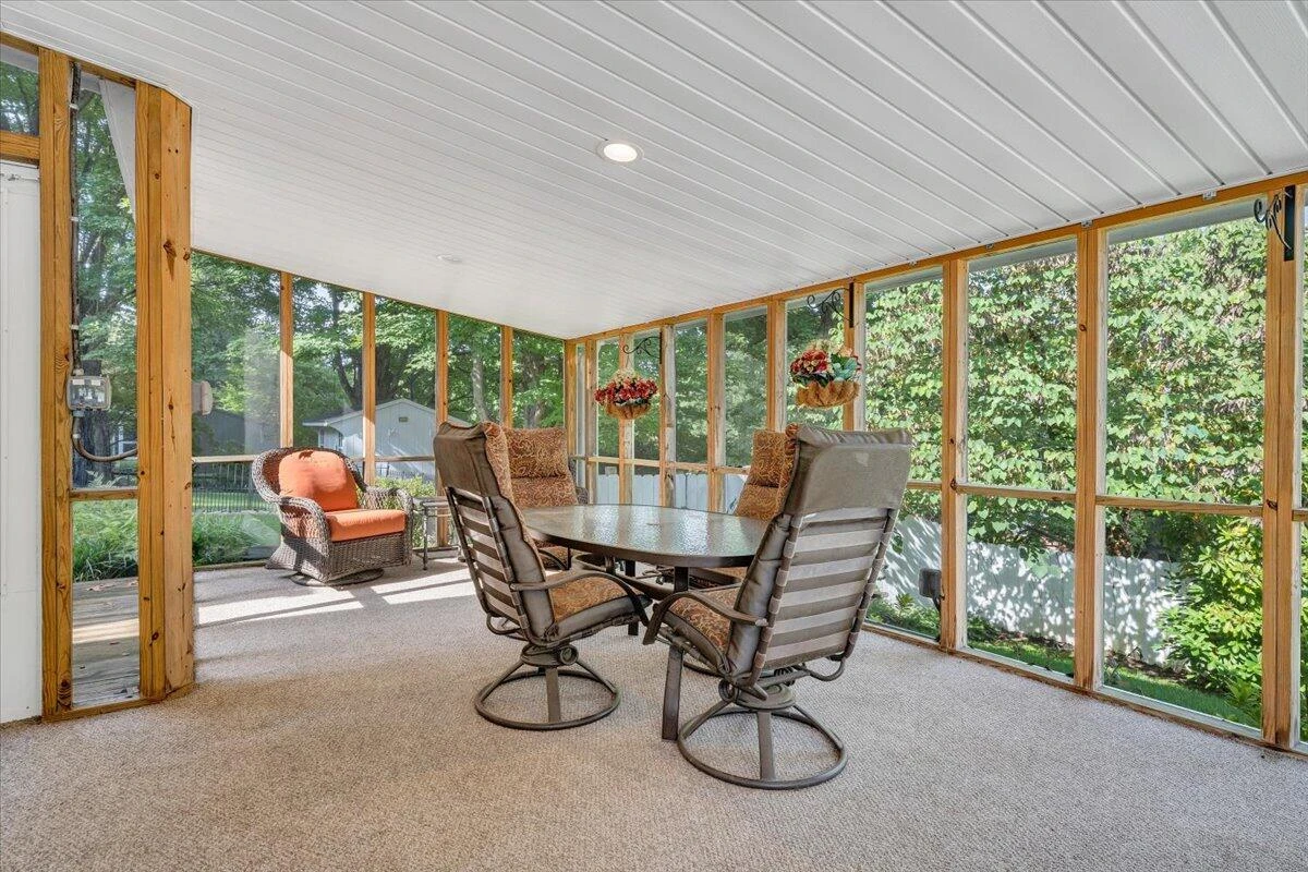 3725 Dogwood LN SW - Photo 27