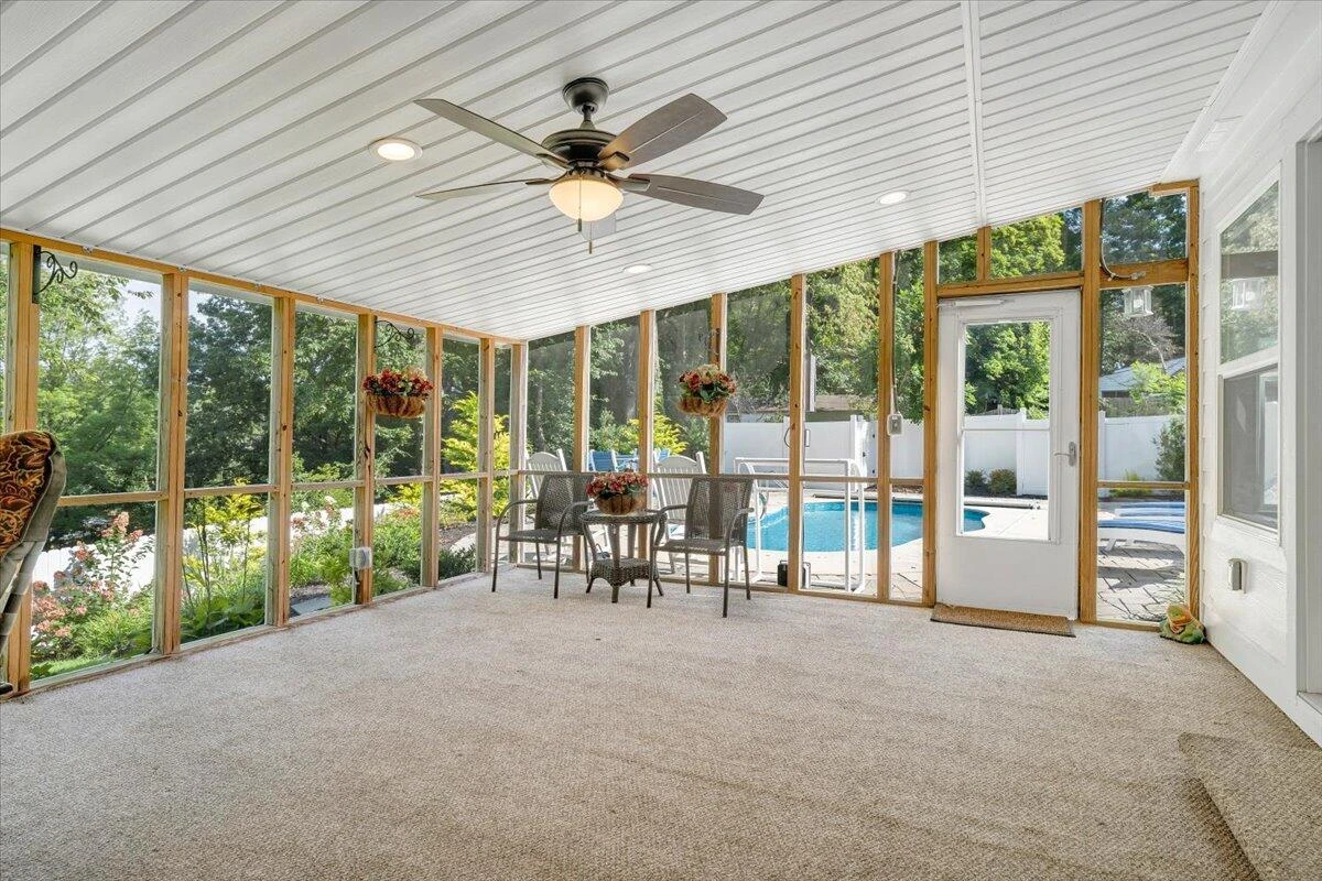 3725 Dogwood LN SW - Photo 28