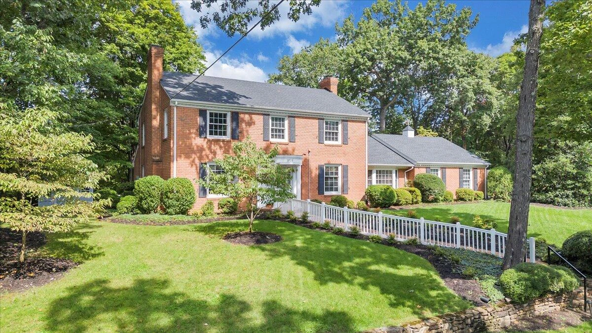 3725 Dogwood LN SW - Photo 3
