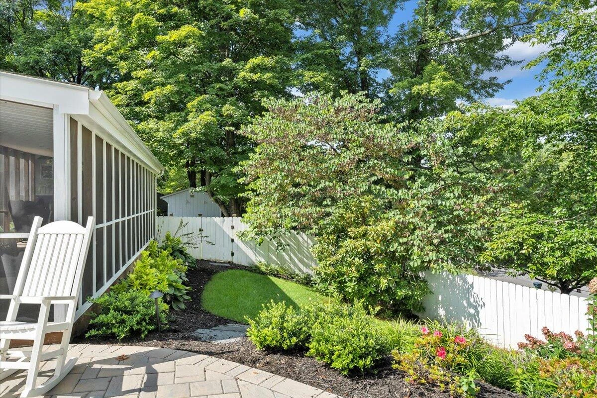 3725 Dogwood LN SW - Photo 53