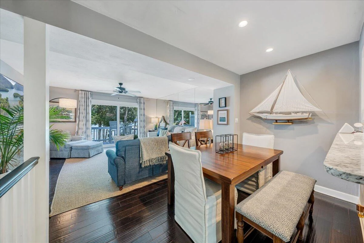 261 SHORE DR - Photo 19