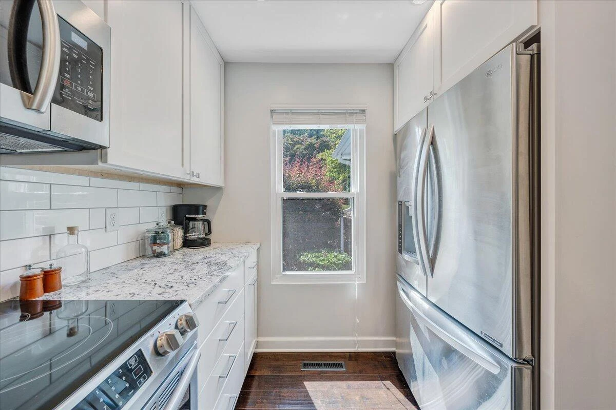261 SHORE DR - Photo 25