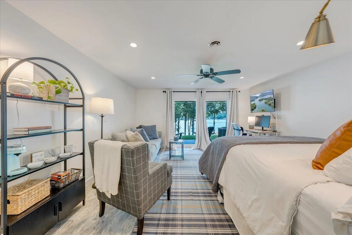 261 SHORE DR - Photo 32