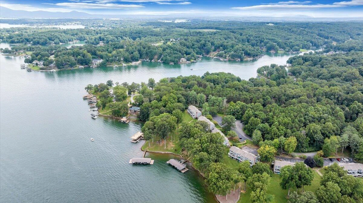 261 SHORE DR - Photo 50