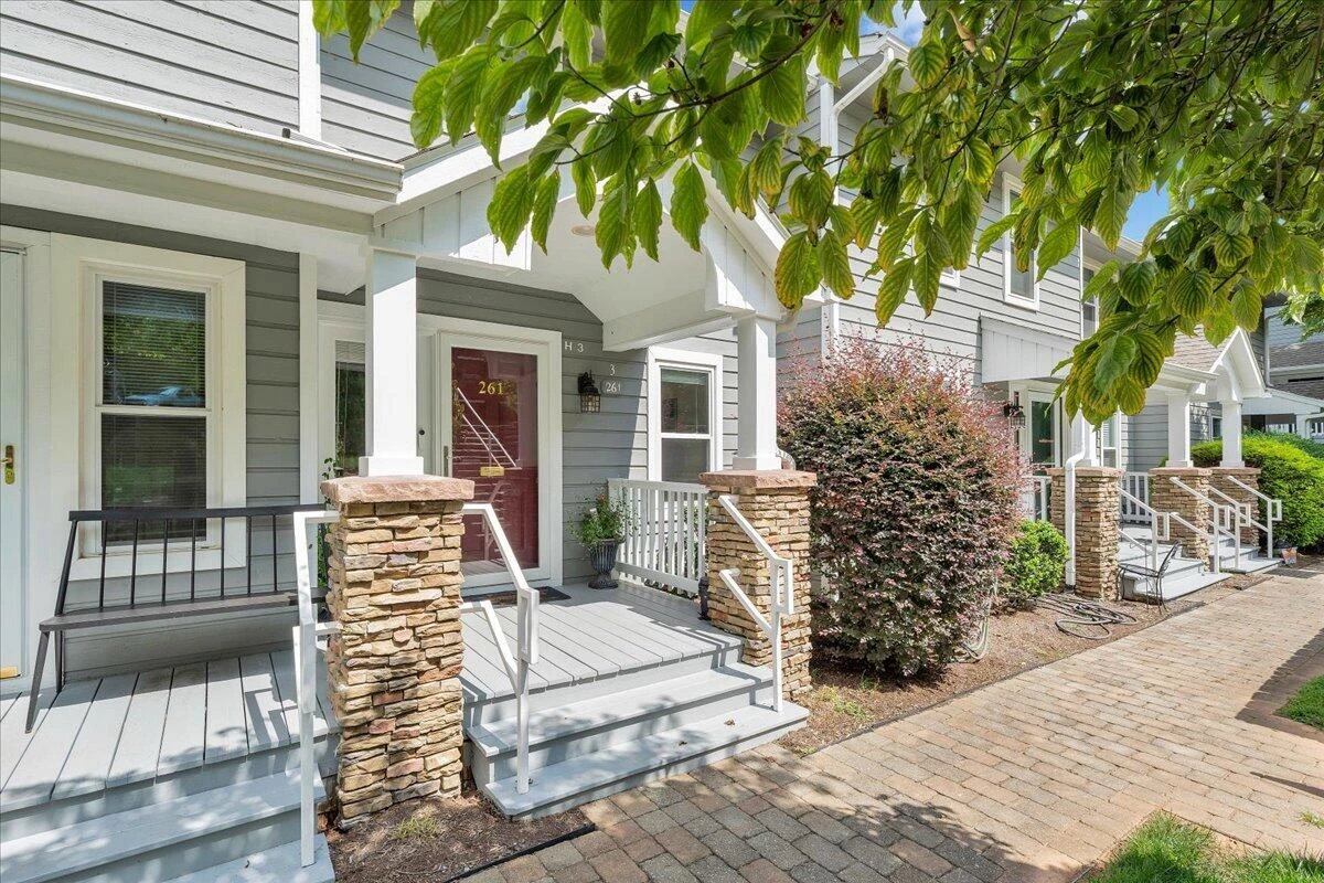 261 SHORE DR - Photo 52