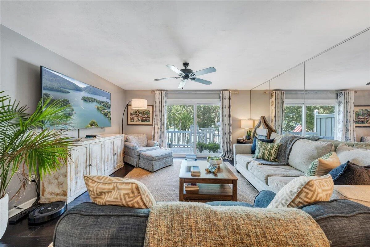 261 SHORE DR - Photo 12