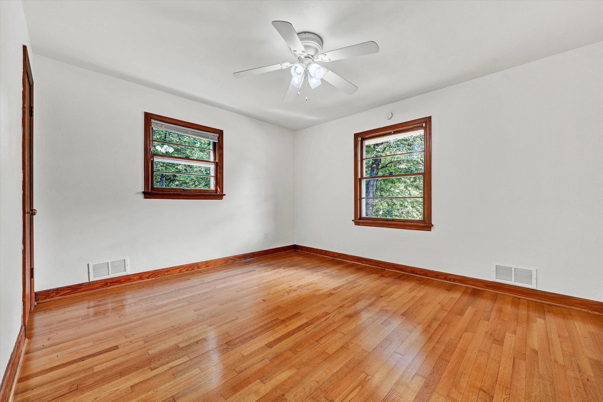 423 Parkdale DR - Photo 15