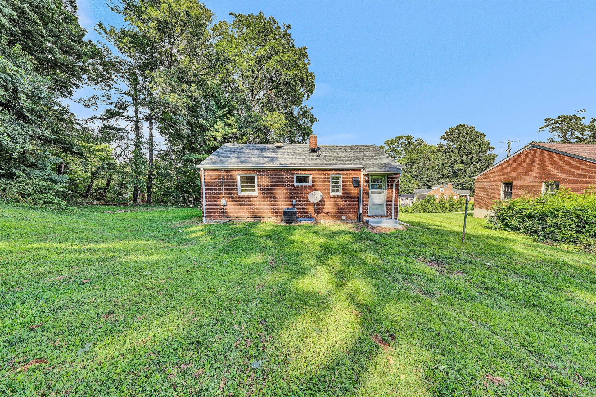 423 Parkdale DR - Photo 24