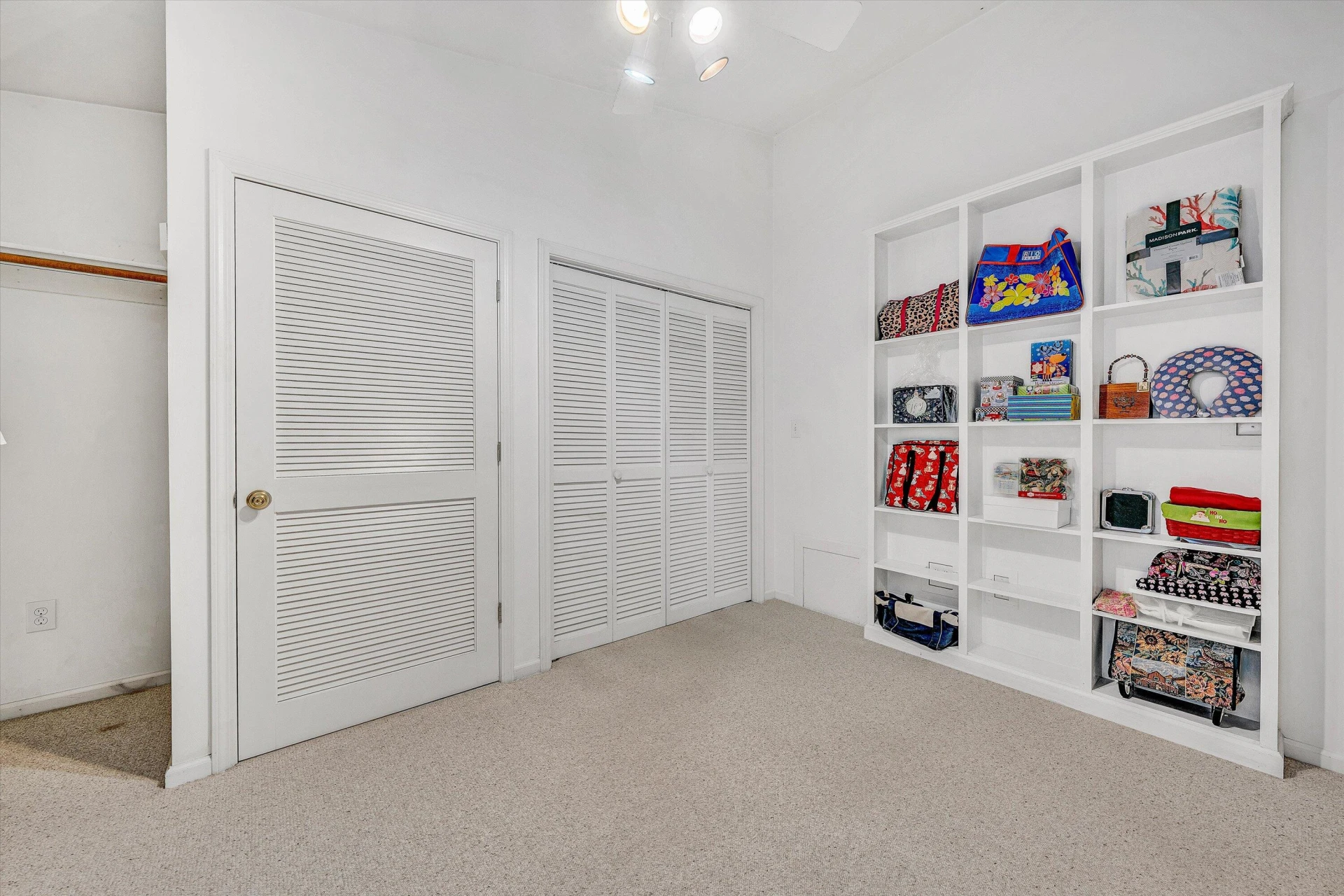 5419 Warwood DR - Photo 33