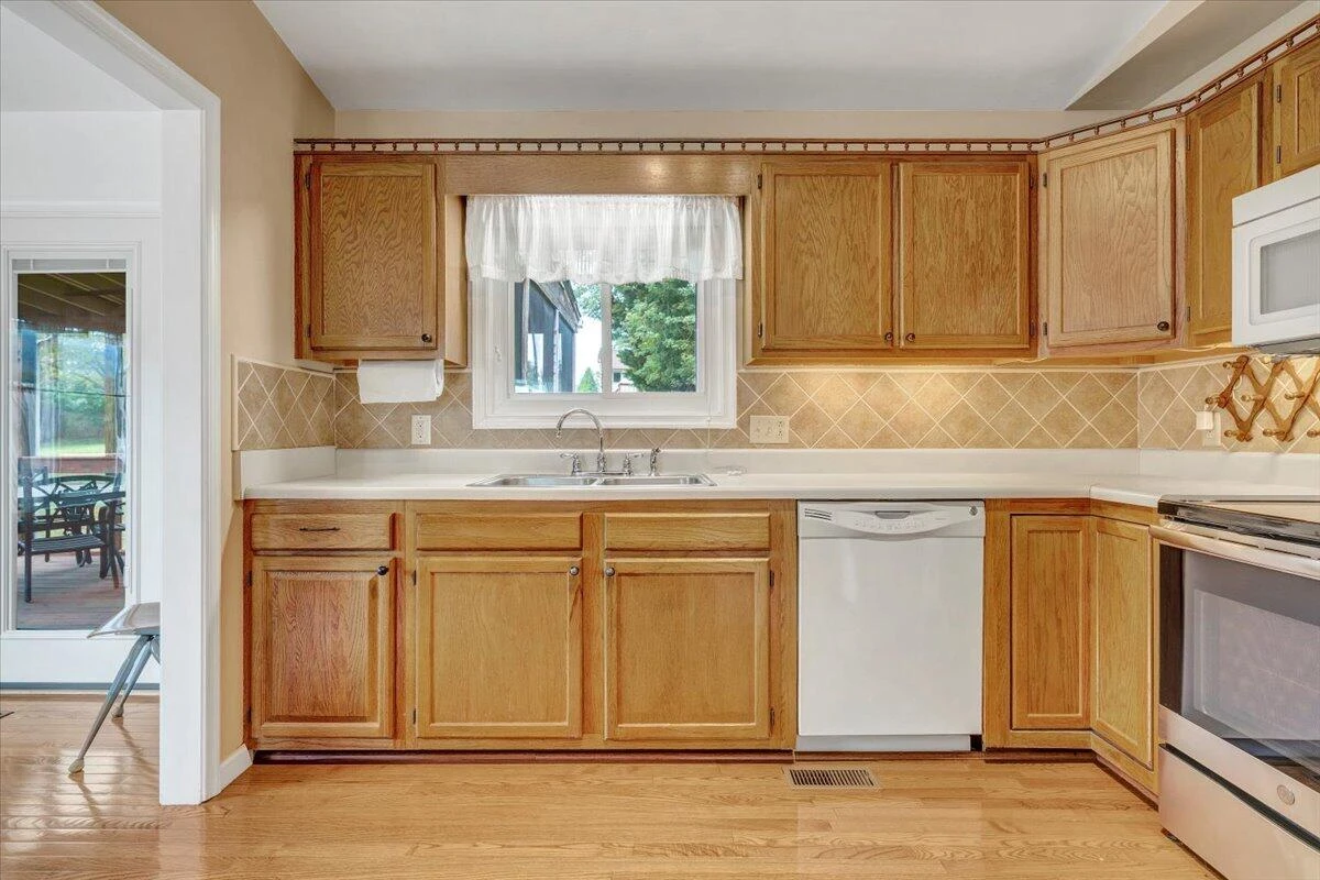 3711 Cundiff DR - Photo 16