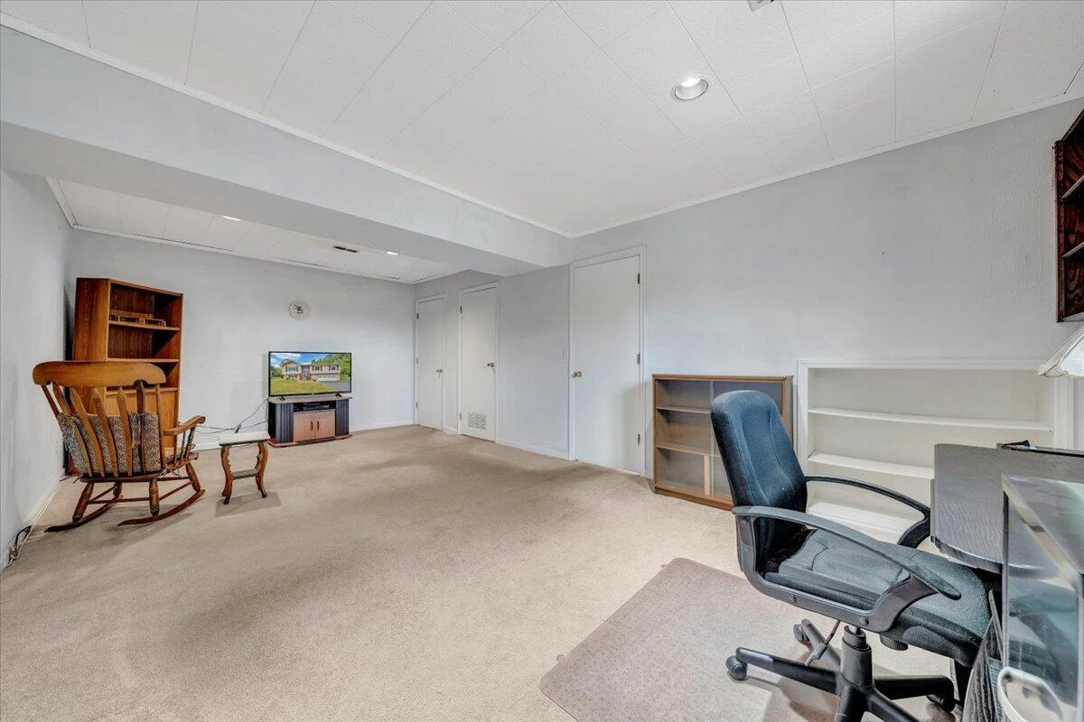 3711 Cundiff DR - Photo 36