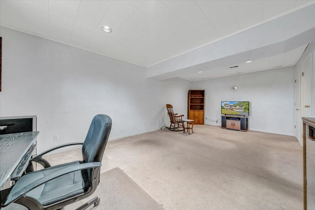 3711 Cundiff DR - Photo 37