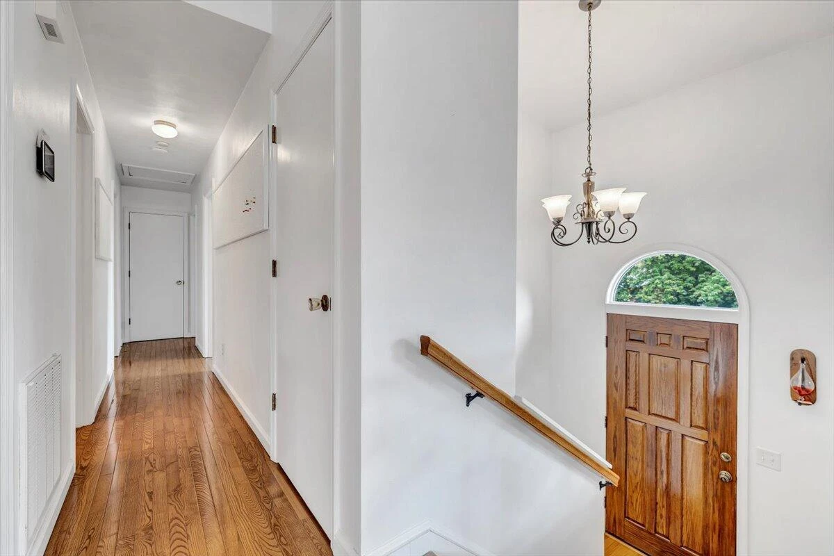 3711 Cundiff DR - Photo 4