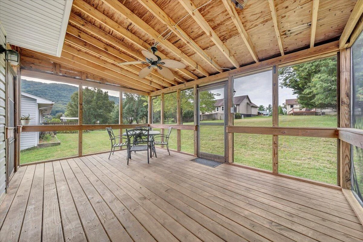 3711 Cundiff DR - Photo 41