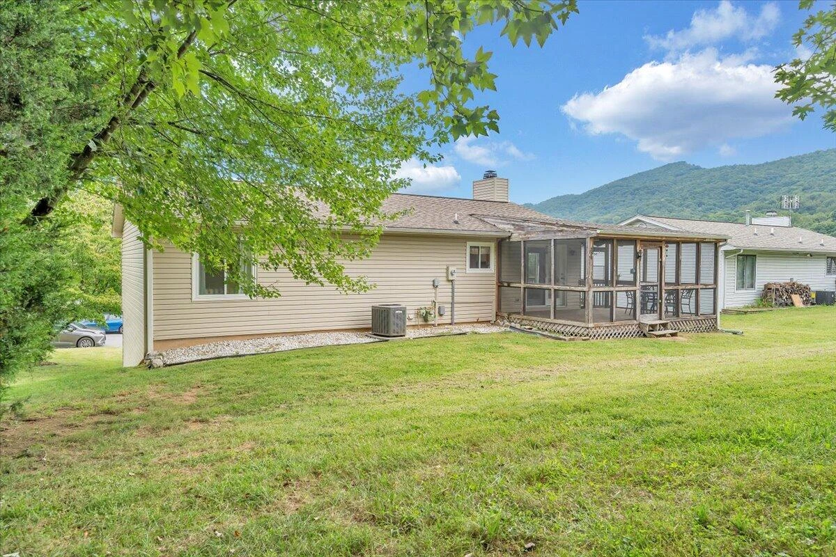 3711 Cundiff DR - Photo 51