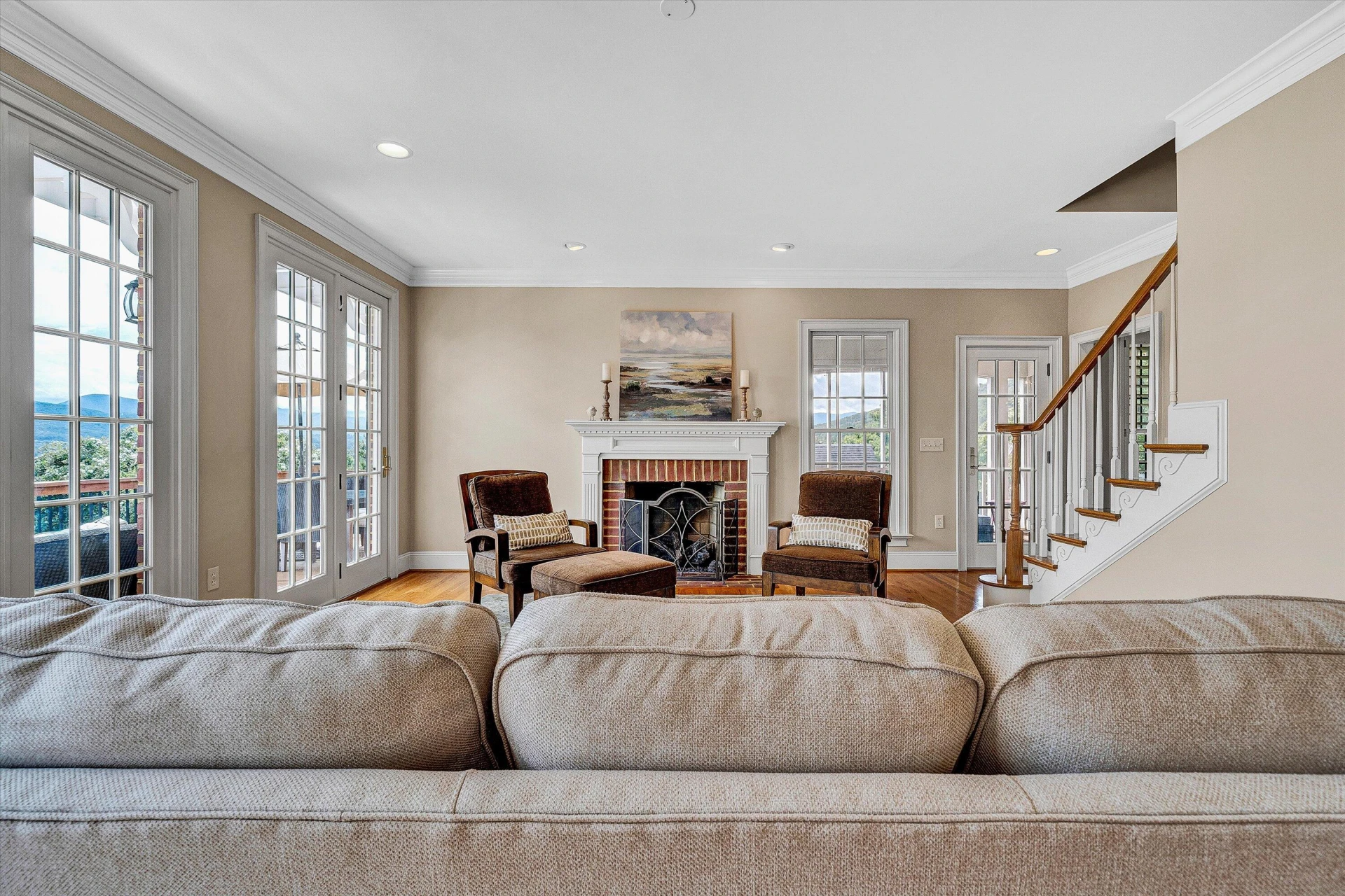 824 Pendleton DR - Photo 11