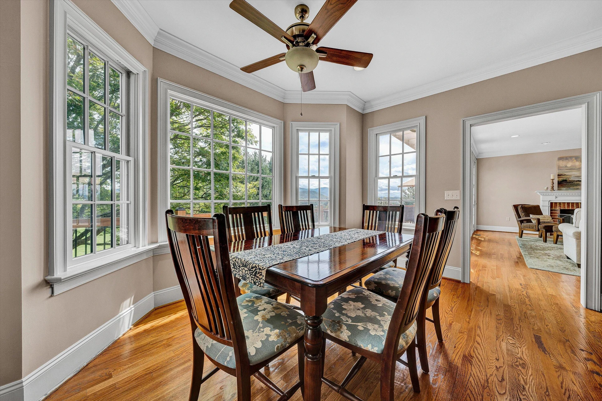 824 Pendleton DR - Photo 21
