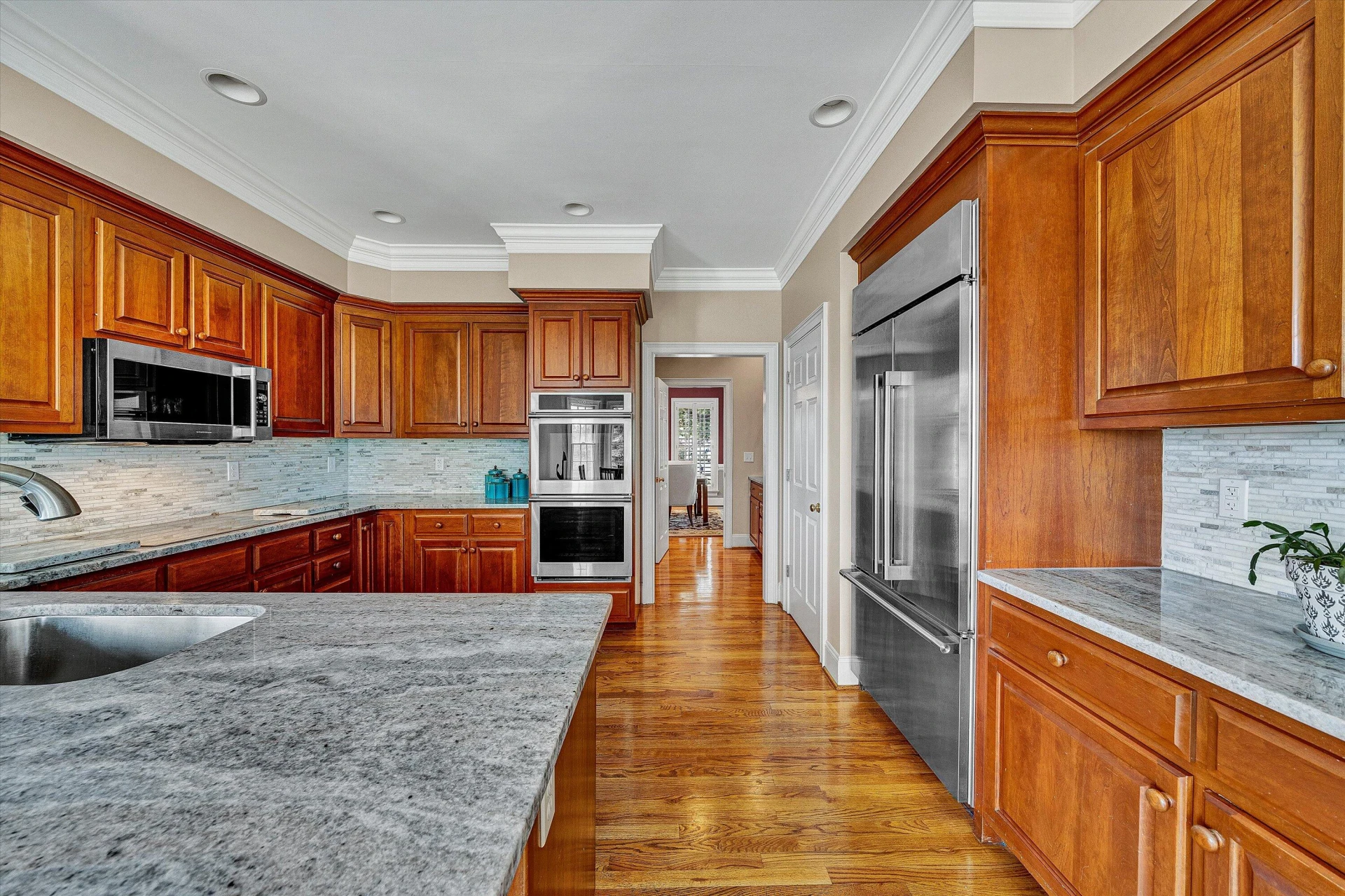 824 Pendleton DR - Photo 22