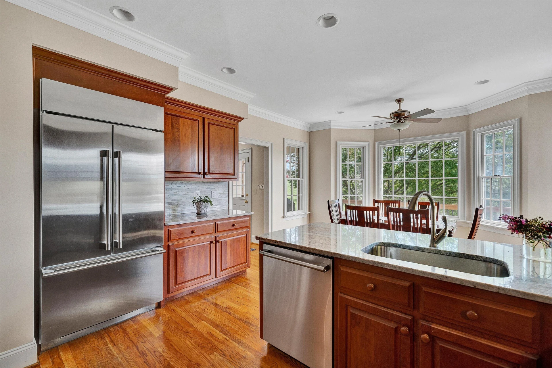 824 Pendleton DR - Photo 24
