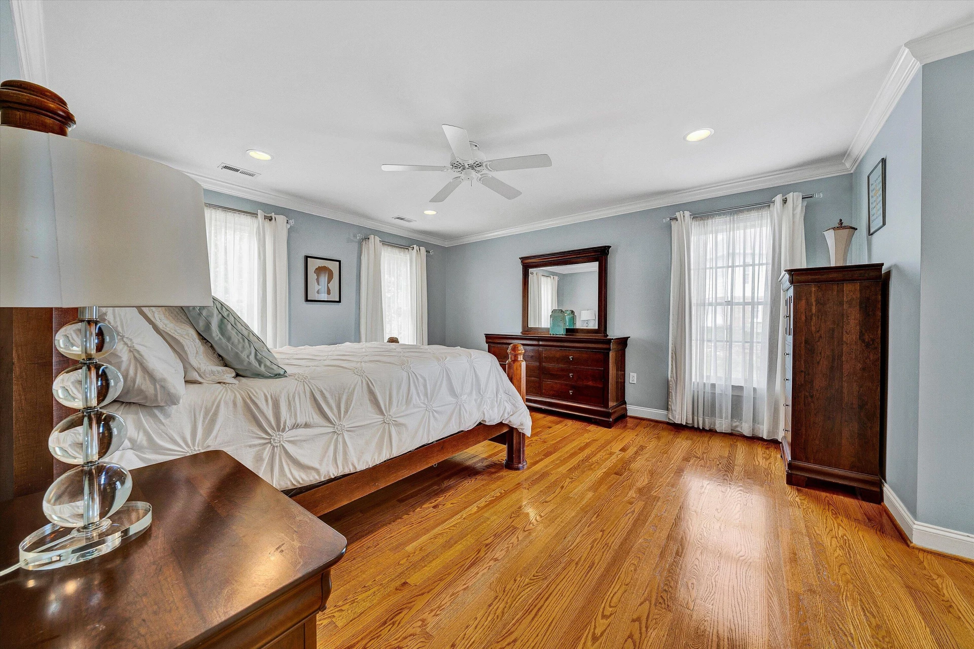 824 Pendleton DR - Photo 32