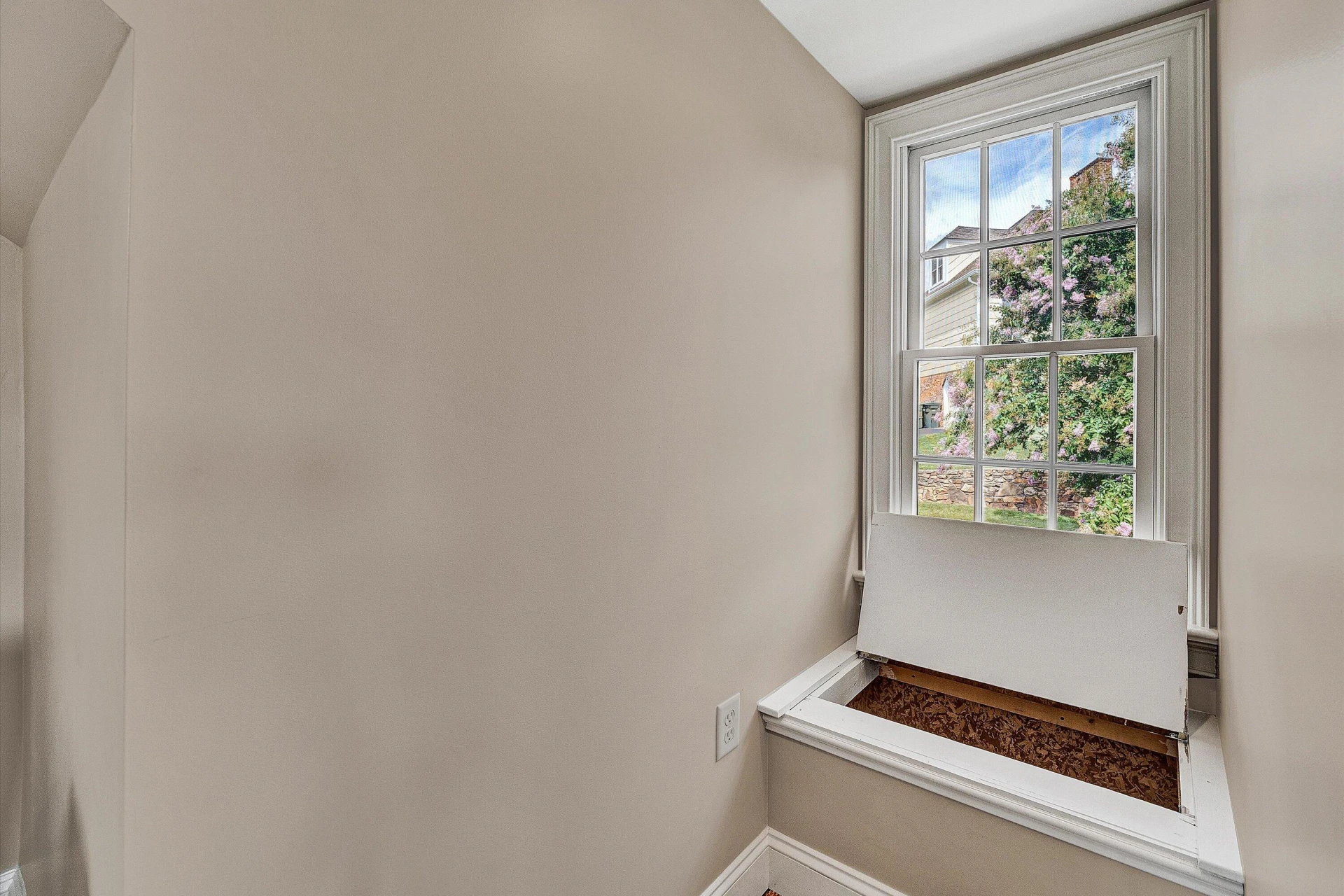 824 Pendleton DR - Photo 43