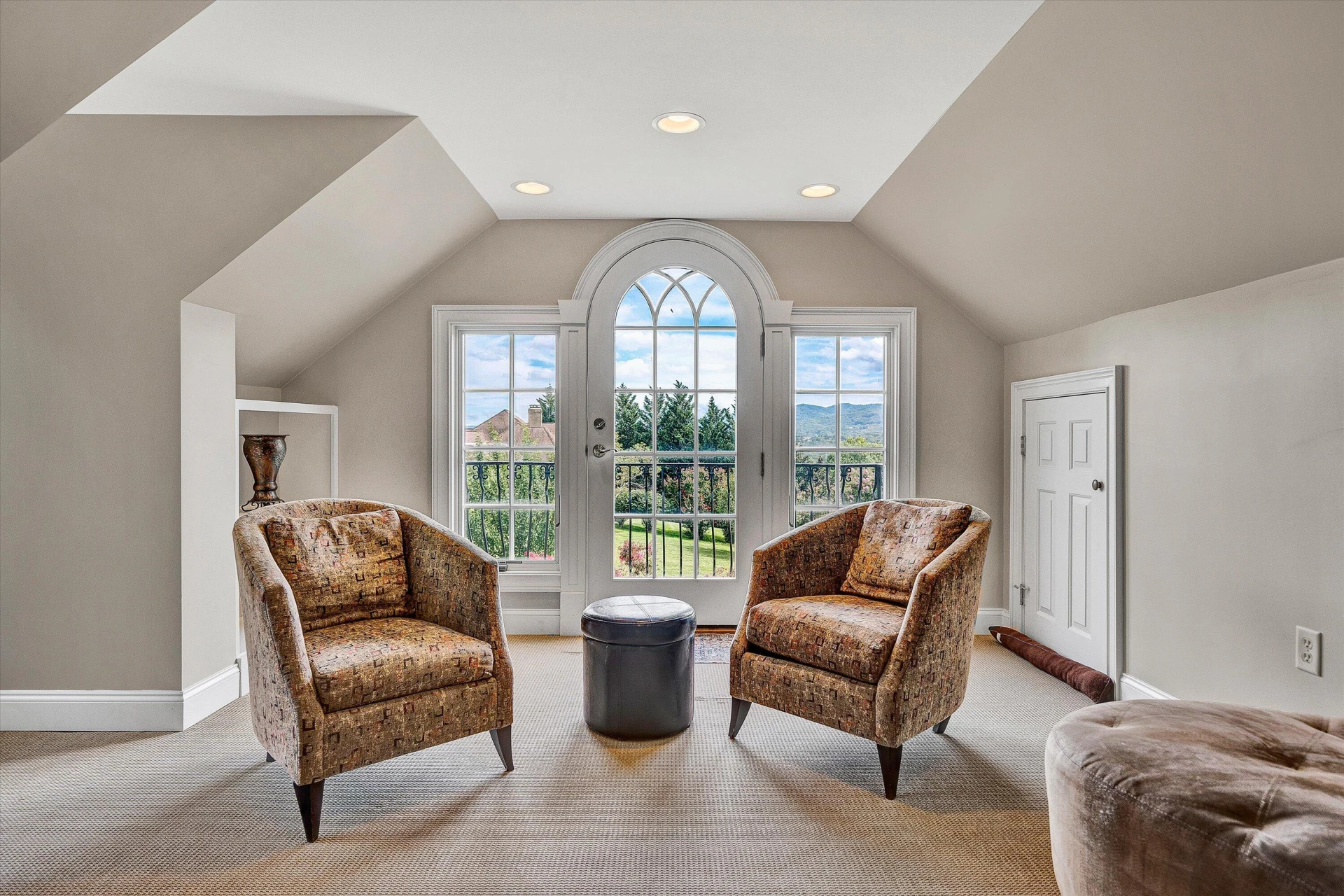 824 Pendleton DR - Photo 47
