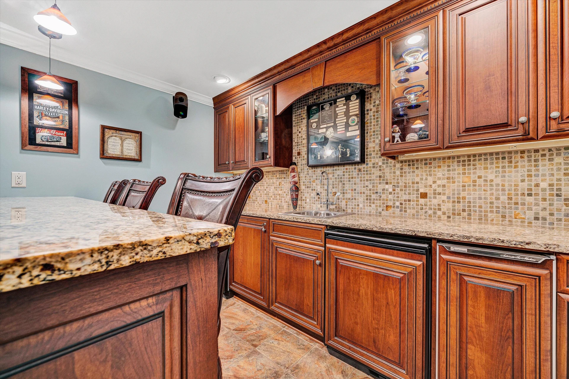 824 Pendleton DR - Photo 59