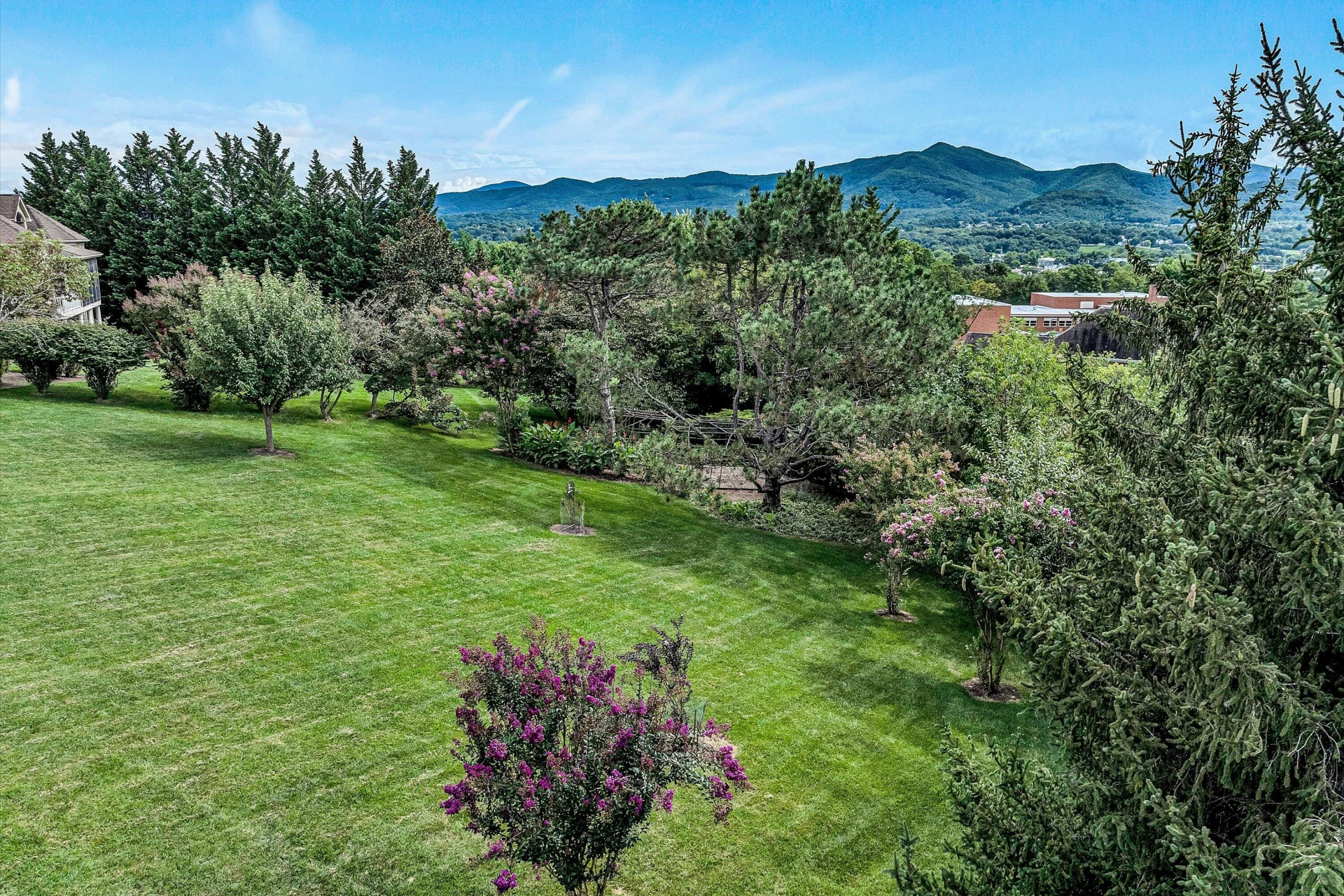 824 Pendleton DR - Photo 66