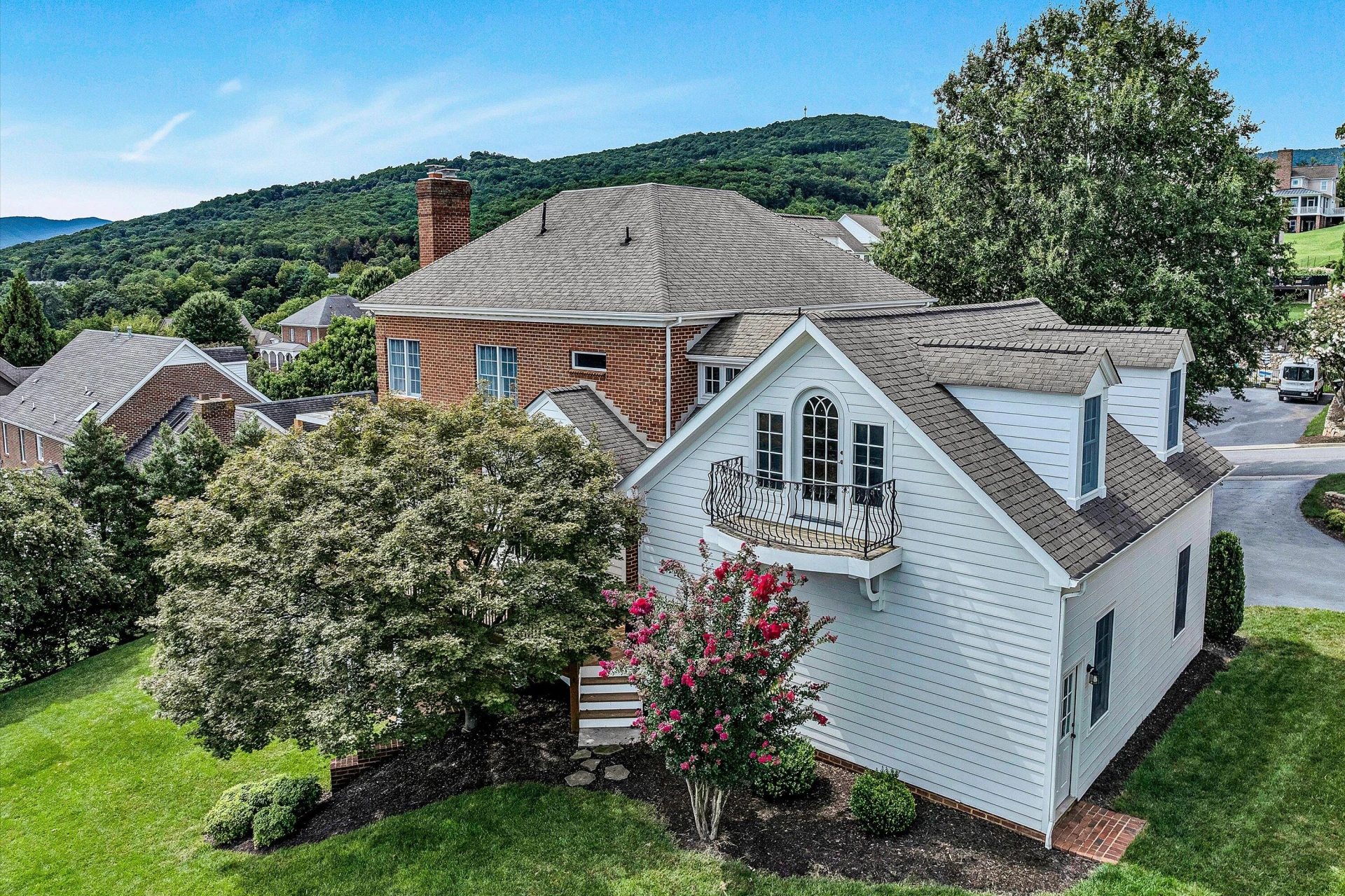 824 Pendleton DR - Photo 69