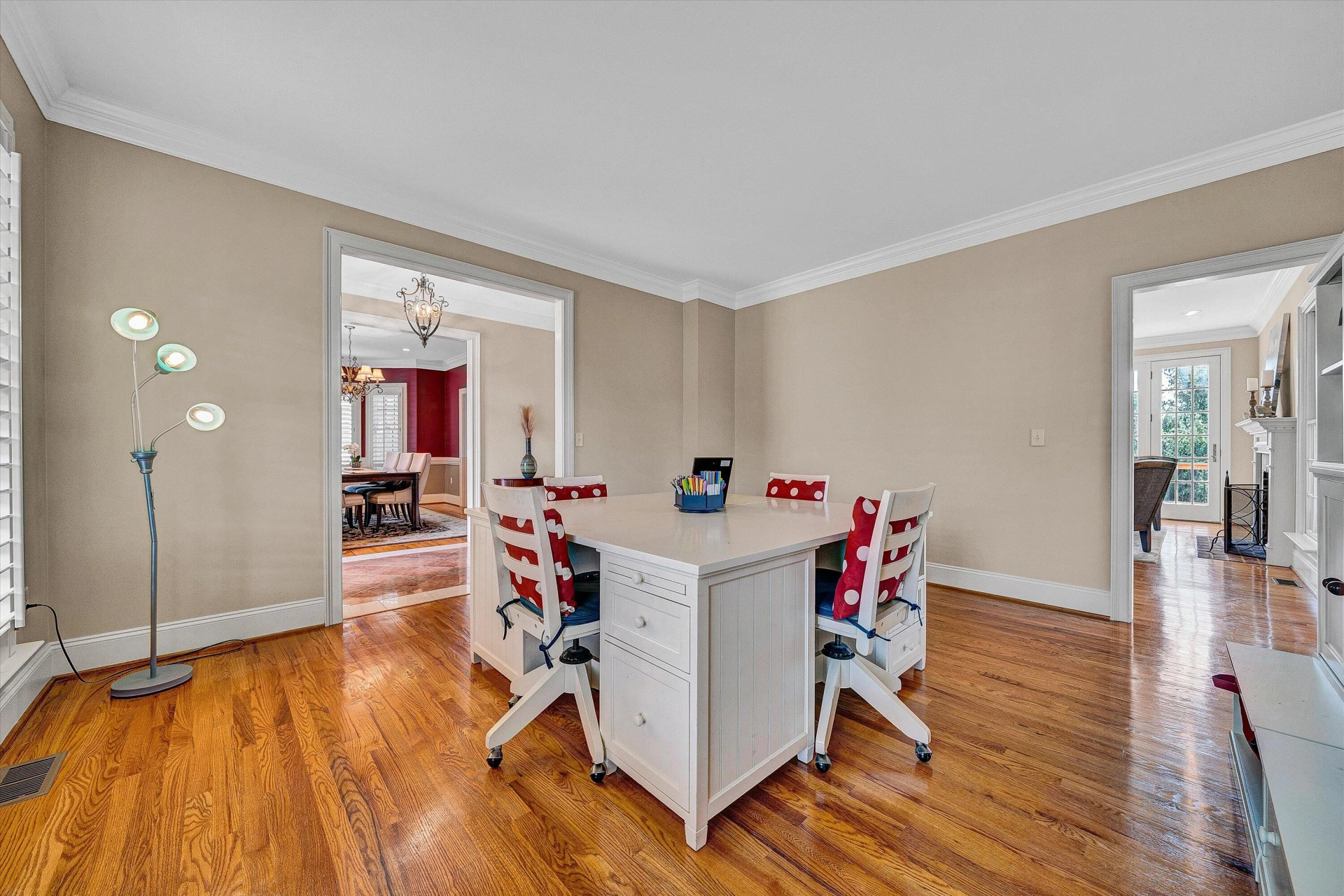 824 Pendleton DR - Photo 7