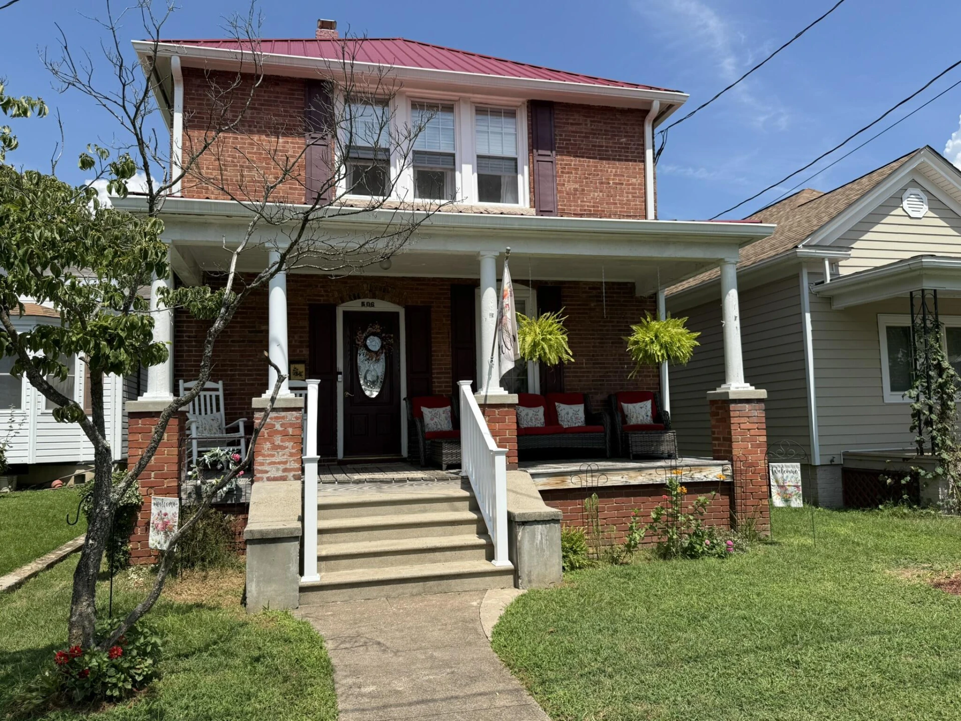 506 Court ST