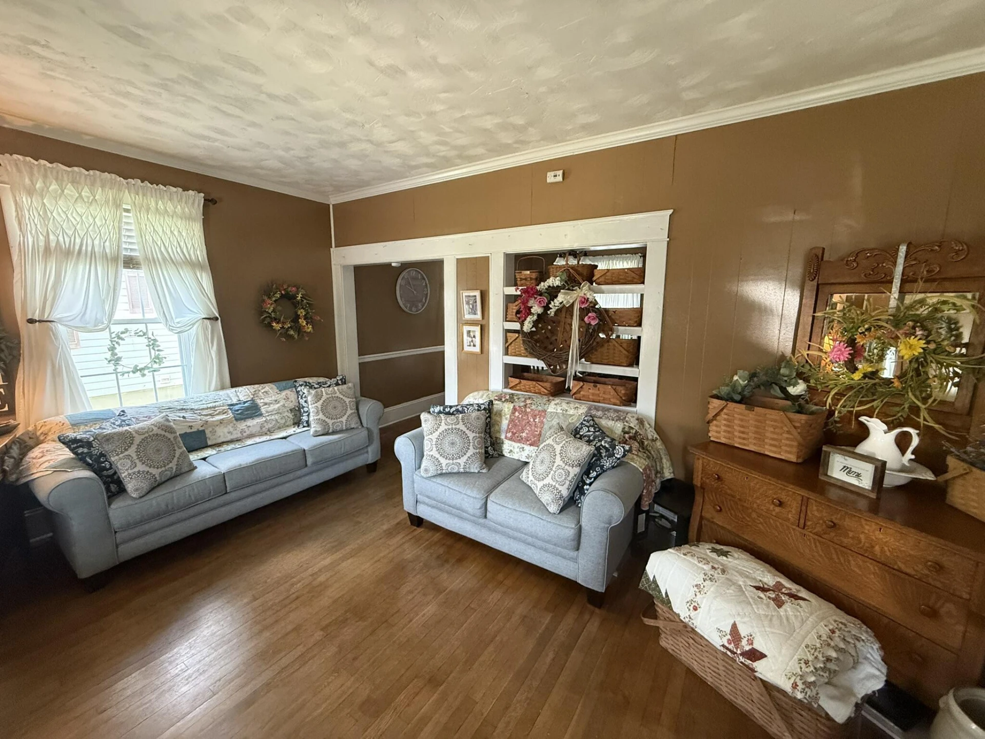 506 Court ST - Photo 11