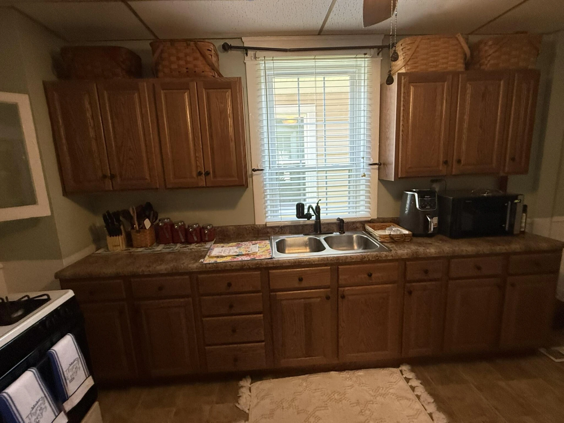 506 Court ST - Photo 16