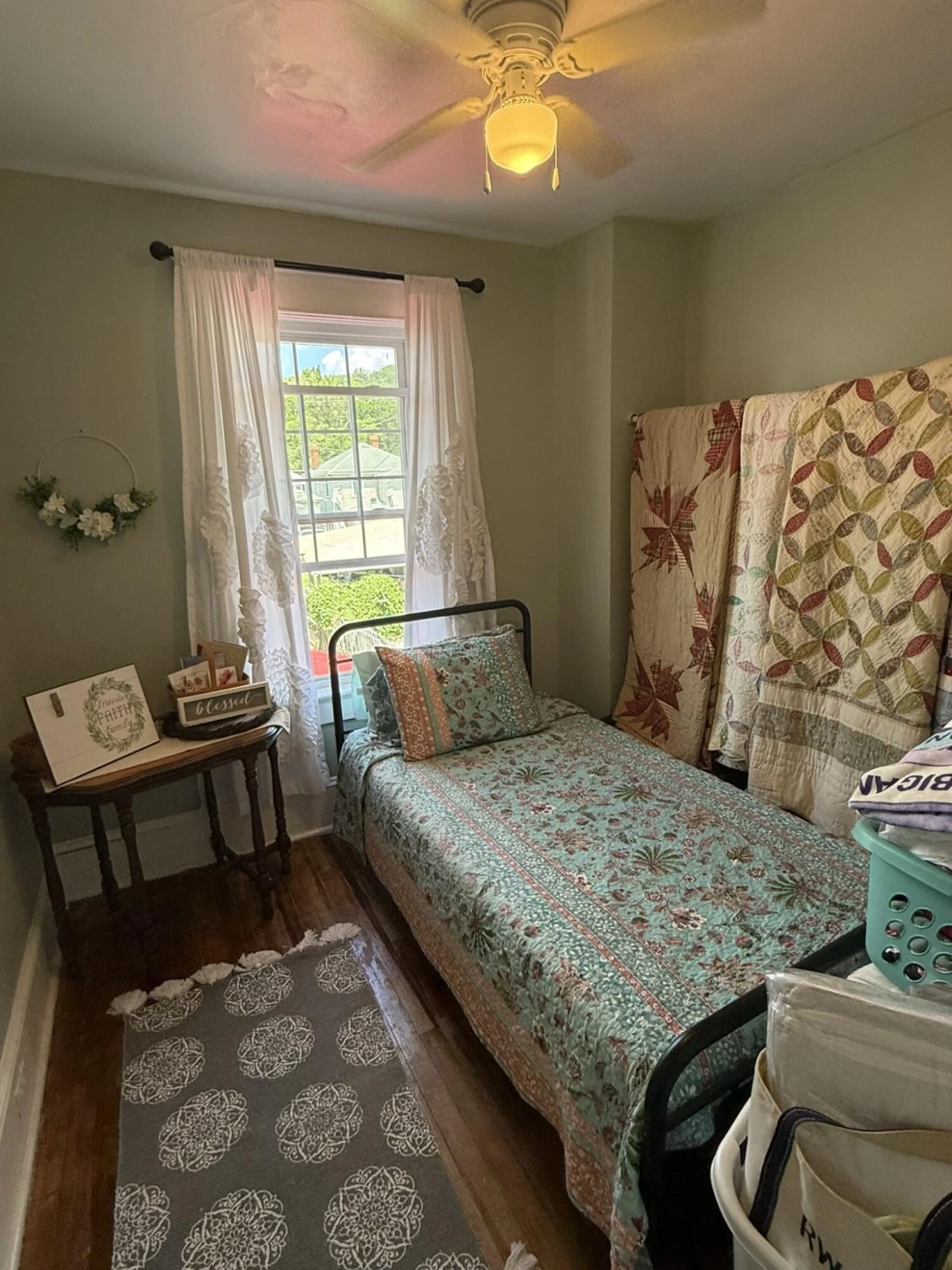 506 Court ST - Photo 27